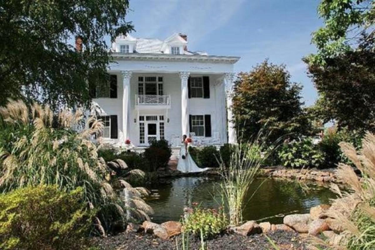 Winridge Manor Bed And Breakfast Madison Heights Dış mekan fotoğraf